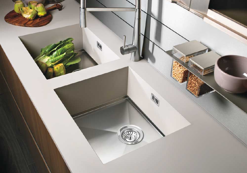 Lavelli integrato al top laminato - Cucine LUBE