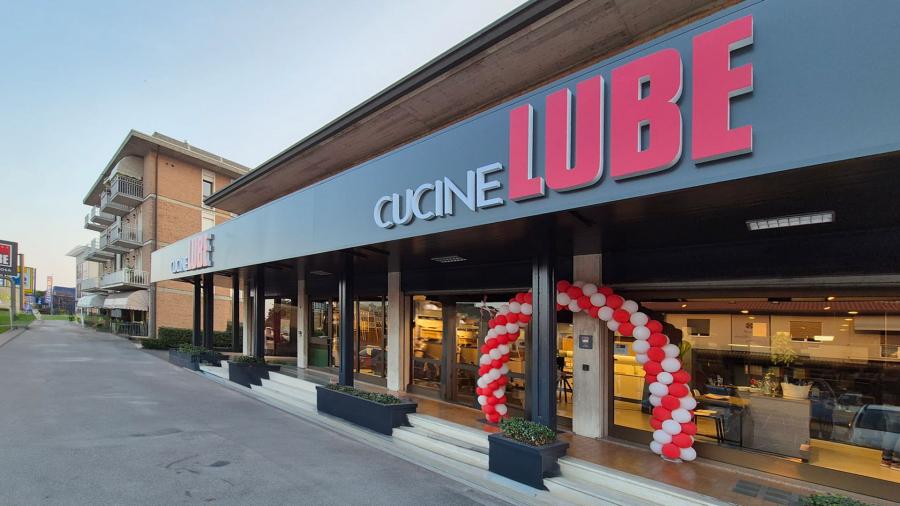 Bassano a Rosà, provincia di Vicenza: il Gruppo LUBE inaugura un nuovo Lube Store