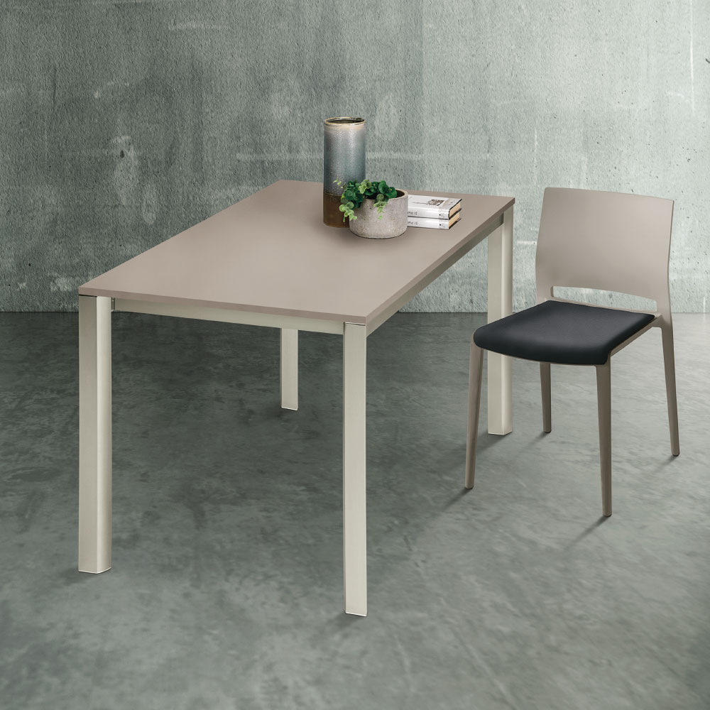 Tavoli - Hill - Cucine LUBE